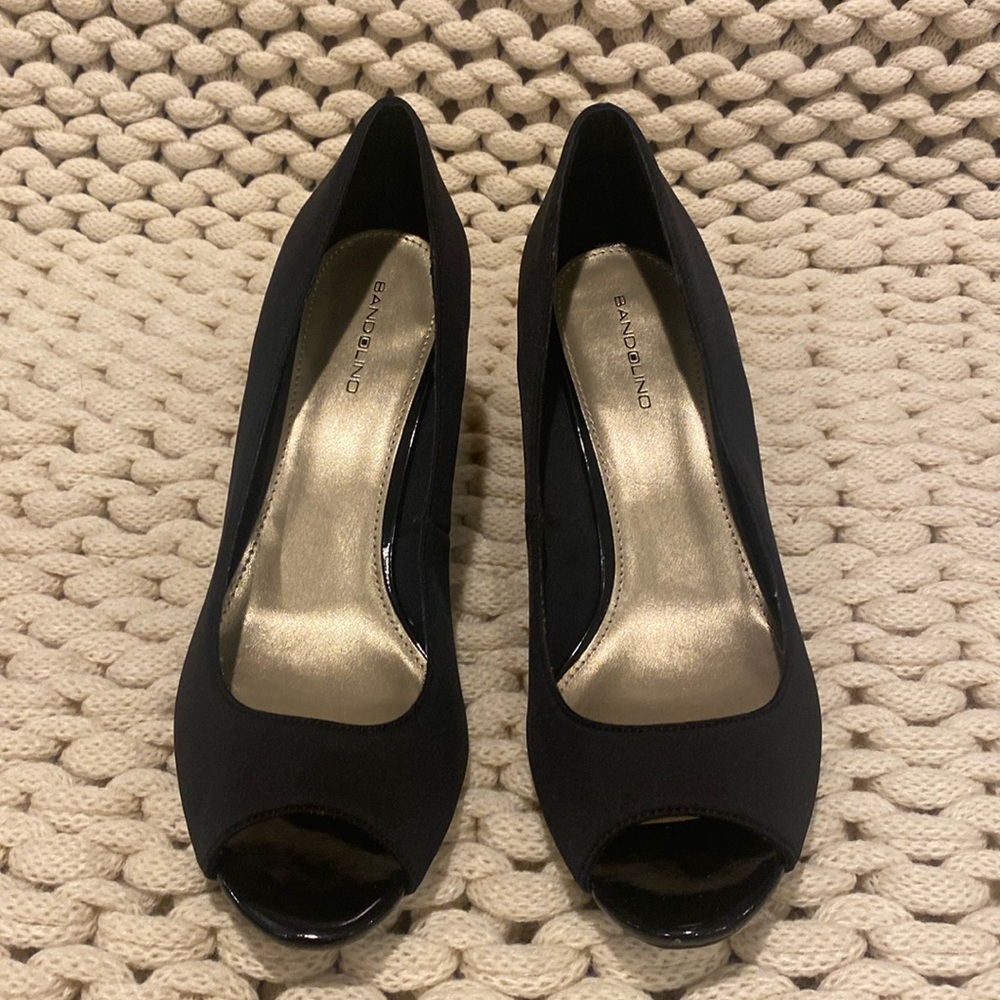 Bandolino Black Peep Toe Wedge Pumps with Gold Insole